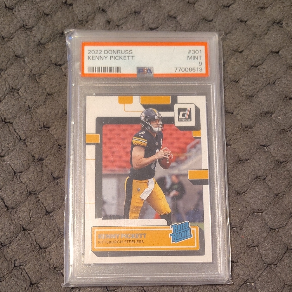 SOLD.....PSA 9 GRADED KENNY PICKETT